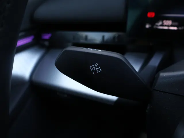 BMW 5 Serie Touring 530e 2024 Hybride Benzine 29