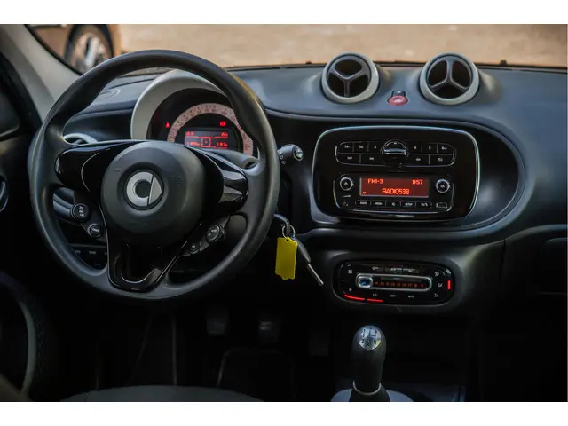 Smart Forfour 1.0 Pure 2017 Benzine 35