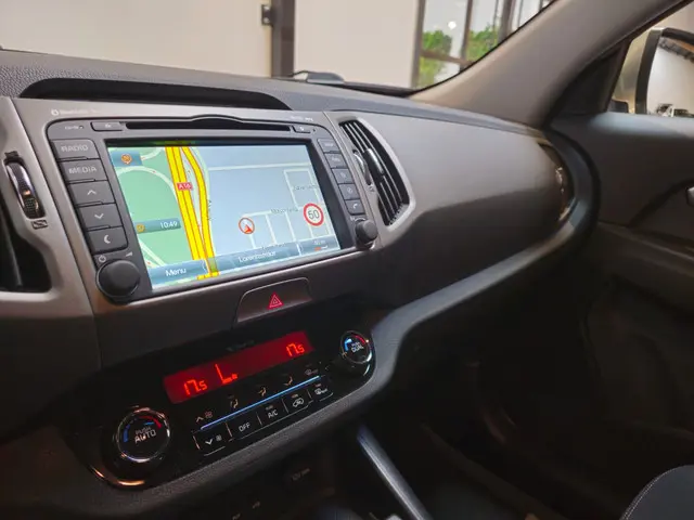 Kia Sportage 1.6 GDI BusinessLine 2014 Benzine 18