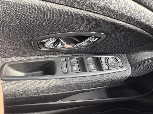 Renault Mégane 1.2 TCe Limited 2014 Benzine 16