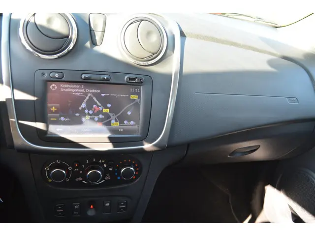 Dacia Logan MCV 0.9 TCe Prestige 2015 Benzine 11