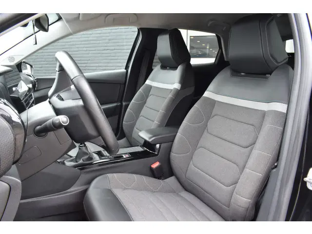 Citroën C4 Puretech 130 Shine 2020 Benzine 2