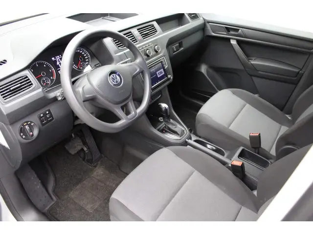 Volkswagen Caddy 2.0 TDI L1H1 BMT Comfortline 2019 Diesel 6