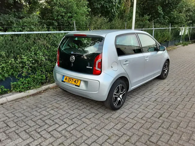 Volkswagen up! 2