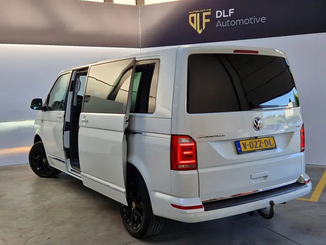 Volkswagen Caravelle 2.0 TDI L2H1 DC Highline 2016 Diesel 5