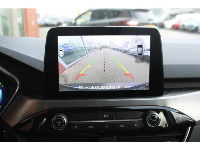 Ford Kuga 2.5 PHEV Titanium 2021 Hybride Benzine 18