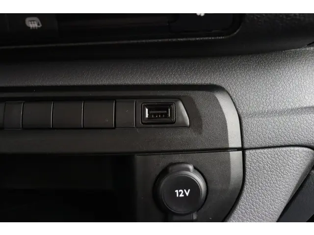 Peugeot Expert 2.0 BlueHDI Long Asphalt DC 2021 Diesel 28