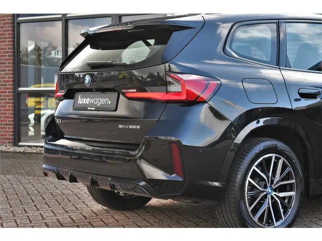 BMW X1 xDrive25e M-Sport 2024 Hybride Benzine 22