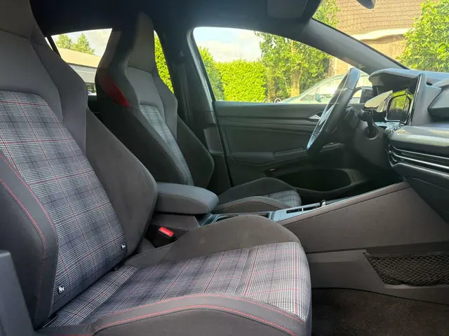 Volkswagen Golf 2.0 TSI GTI 2021 Benzine 21