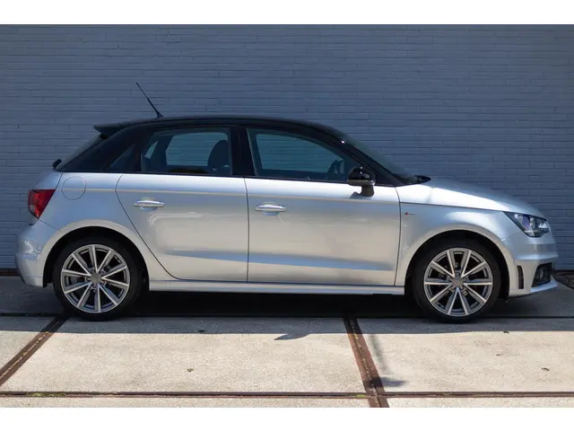 Audi A1 Sportback 1.2 TFSI Admired 2013 Benzine 7