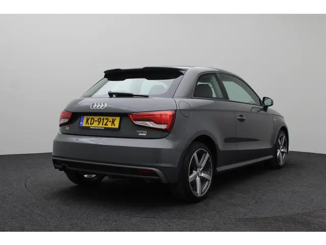Audi A1 1.0 TFSI Adrenalin 2016 Benzine 3