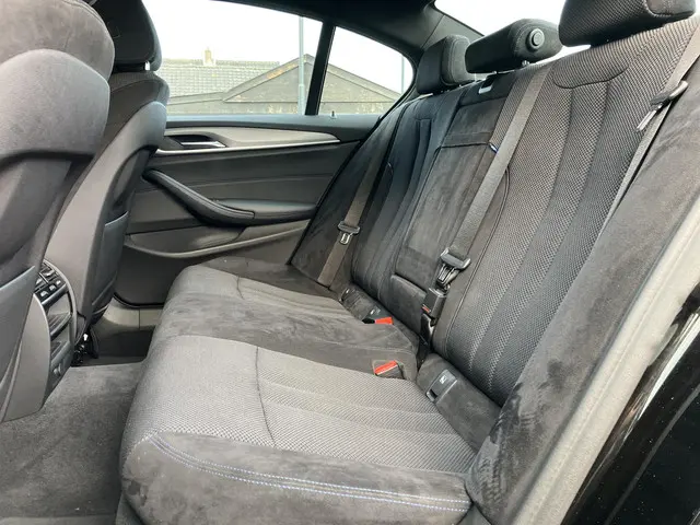 BMW 5 Serie 520i 2019 Benzine 24