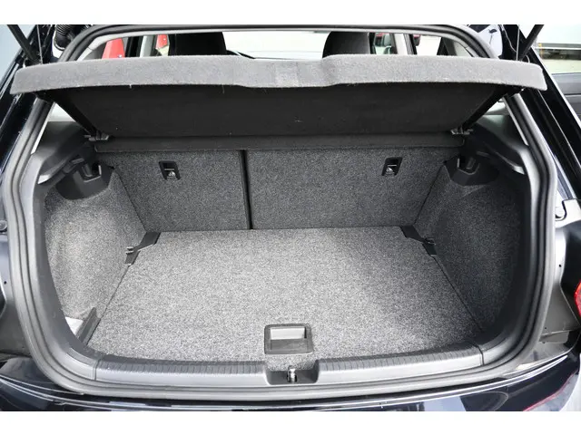 Volkswagen Polo 1.0 TSI Comfortline 2021 Benzine 12