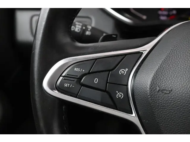 Renault Clio 1.3 TCe 130pk EDC Intens 2020 Benzine 20