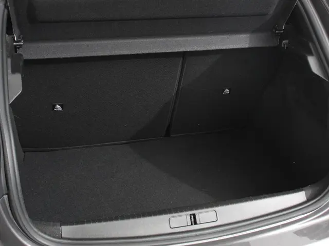 Peugeot 208 1.2 100pk Turbo Allure Pack 2023 Benzine 33