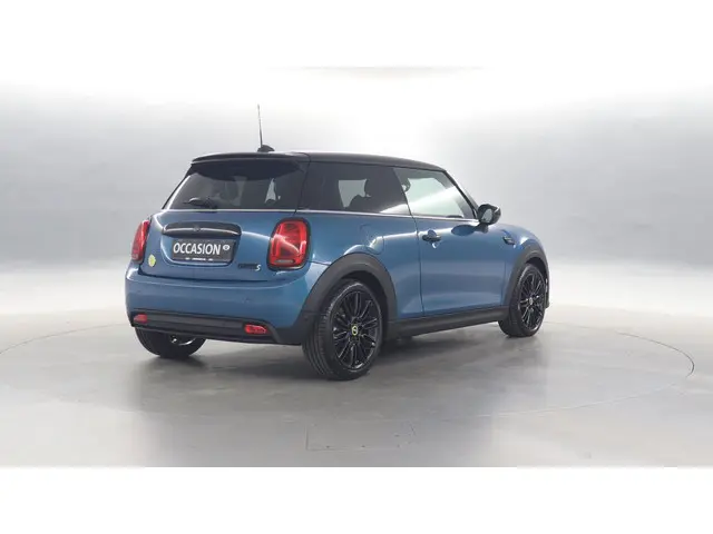 MINI Electric Mini Camden Edition 33 kWh 2022 Elektrisch 2