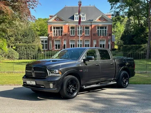 Dodge Ram 1500 5.7 V8 4x4 Crew Cab 5'7 Sport 2017 LPG/Gas 4