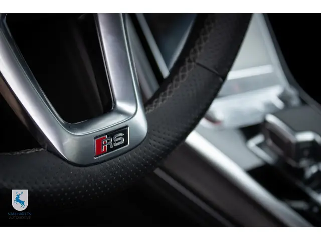 Audi Q8 4.0 TFSI RS Q8 quattro 2024 Benzine 12