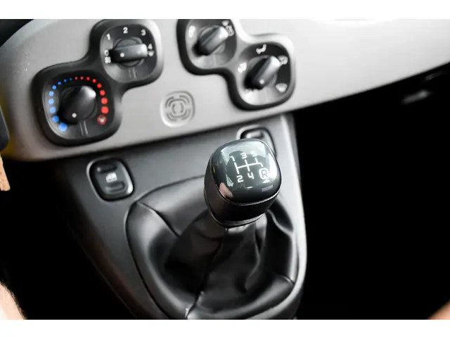 Fiat Panda 0.9 TwinAir Edizione Cool 2014 Benzine 19