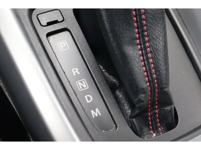 Suzuki Vitara 1.4 S, Automaat, Trekhaak. 2017 Benzine 18