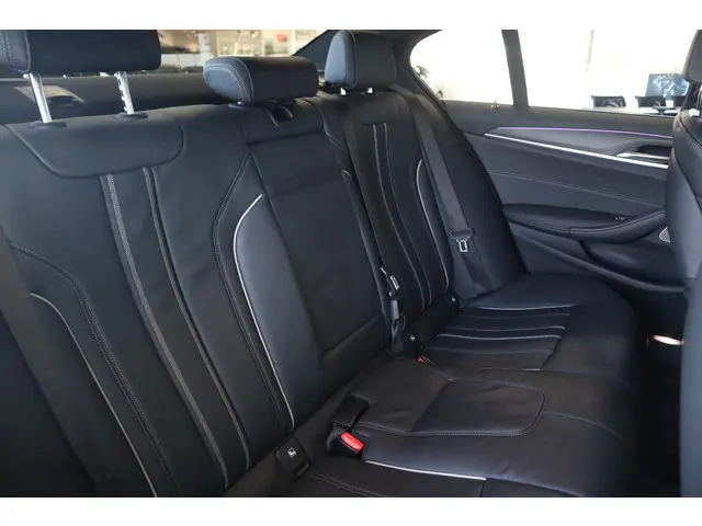 BMW 5 Serie Sedan 545e xDrive 2021 Hybride Benzine 9