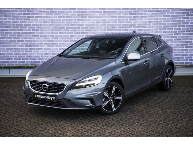 Volvo V40 T3 Polar+ Sport 2020 Benzine 14