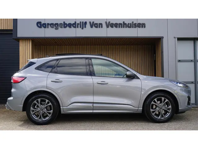 Ford Kuga 1.5 EcoBoost ST-Line X 2022 Benzine 3