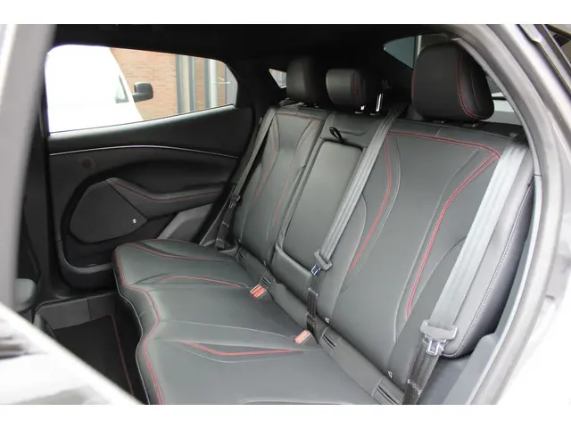 Ford Mustang Mach-E Extended AWD 98 kWh 2021 Elektrisch 16