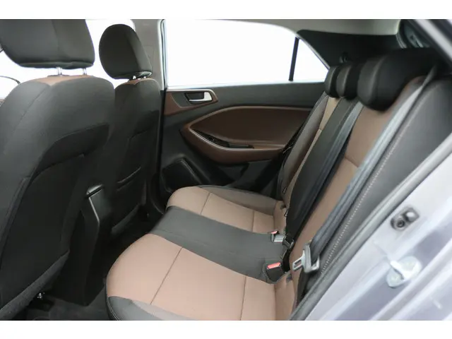 Hyundai i20 1.0 T-GDI Comfort 2019 Benzine 11