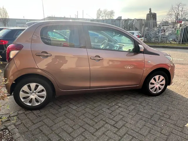 Peugeot 108 1.0 e-VTi Active *Airco*NAP* 2014 Benzine 3