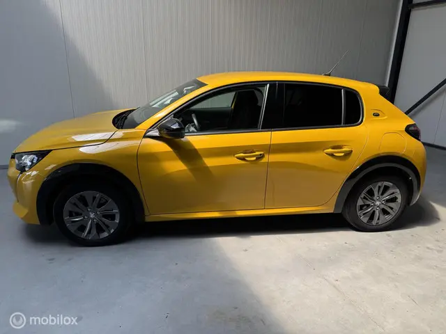 Peugeot e-208 EV 50 kWh Automaat 2022 Elektrisch 4