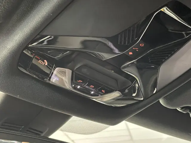 BMW 2 Serie Gran Coupé 218i M-sport 2021 Benzine 32
