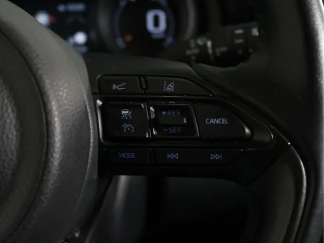 Toyota Yaris 1.5 Hybrid Dynamic 2023 Hybride Benzine 13