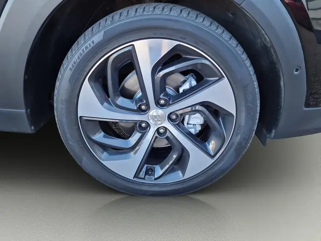 Hyundai Tucson 1.6 T-GDi Premium 4WD 2016 Benzine 25