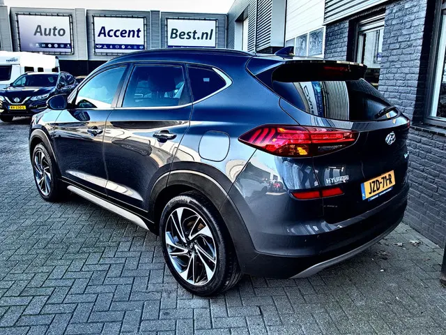 Hyundai Tucson 1.6 T-GDi Premium 2019 Benzine 39