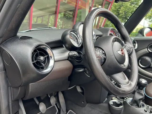 MINI Cooper Cabrio Mini 1.6 2015 Benzine 14