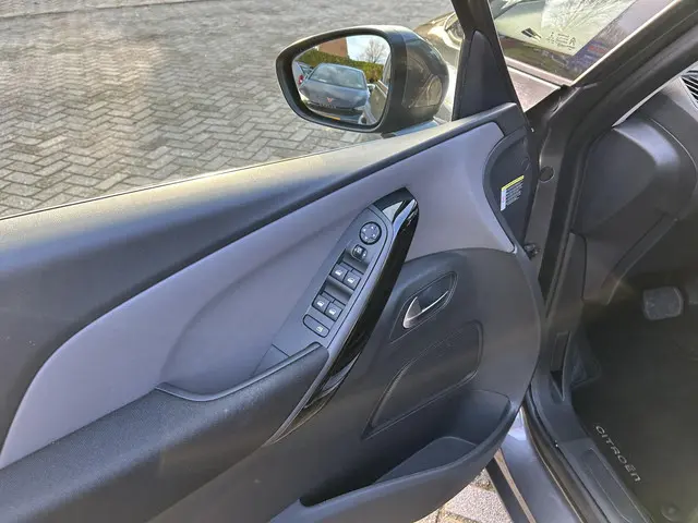 Citroën C4 Spacetourer 1.2 PureTech Feel 2020 Benzine 12