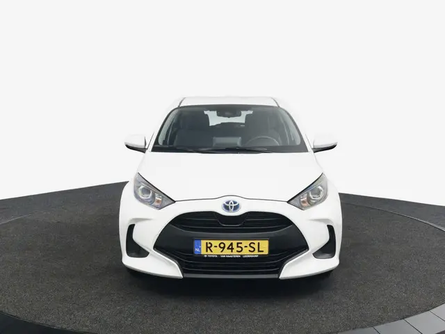Toyota Yaris 1.5 Hybrid Comfort wit 2022 Hybride Benzine 9