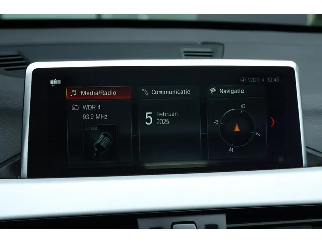 BMW X1 sDrive20i Executive Edition 2019 Benzine 22