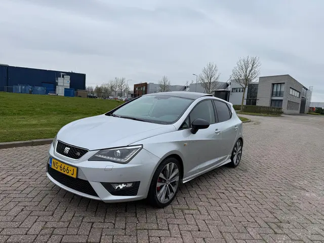SEAT Ibiza 1.0 EcoTSI FR Connect 2017 Benzine 2
