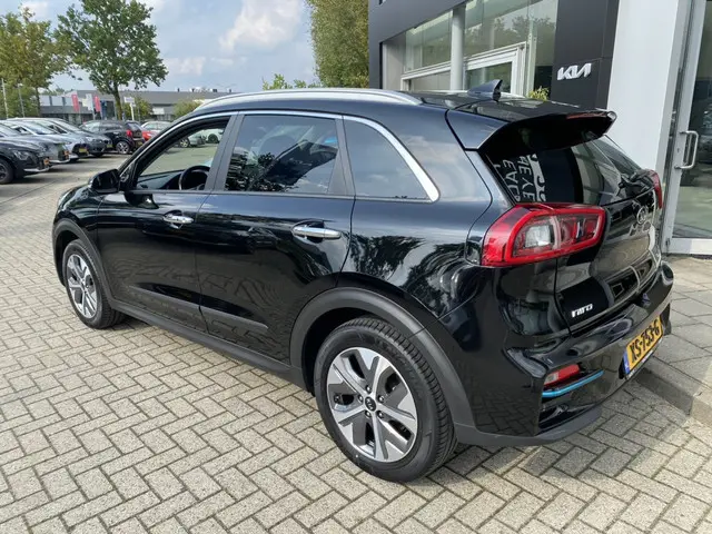 Kia e-Niro ExecutiveLine 64kWh 2019 Elektrisch 8