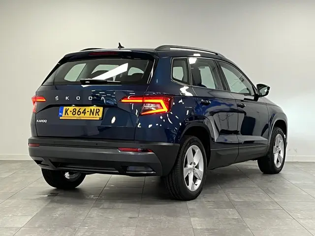 Škoda Karoq 1.0 TSI Style 2020 Benzine 2