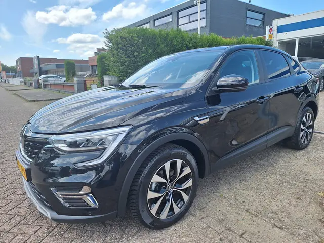 Renault Arkana 1.3 TCe 140 2024 Hybride Benzine 2