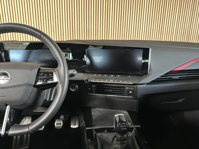 Opel Astra 1.2 GS Line 2022 Benzine 20