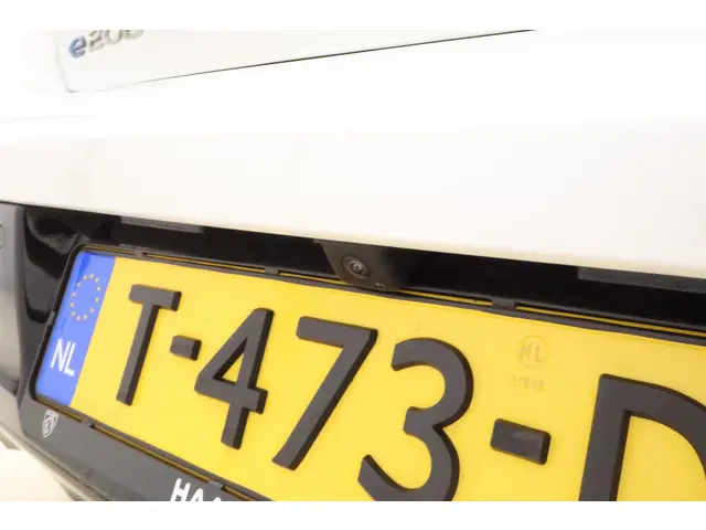 Peugeot e-208 EV GT Pack 50 kWh 2022 Elektrisch 14