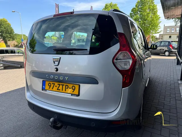 Dacia Lodgy 1.2 TCe Prestige 7p. 2013 Benzine 9