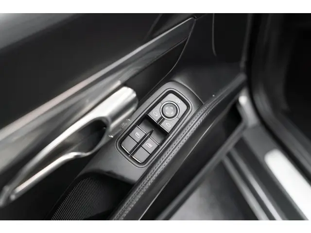 Porsche 911 3.4 Carrera 4 2015 Benzine 42