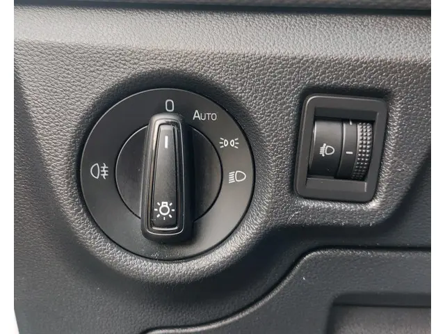 Škoda Kamiq 1.0 TSI Ambition 2021 Benzine 22