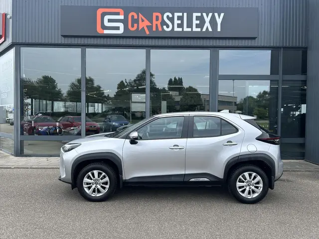 Toyota Yaris Cross 1.5 VVT-I Active 2022 Benzine 2