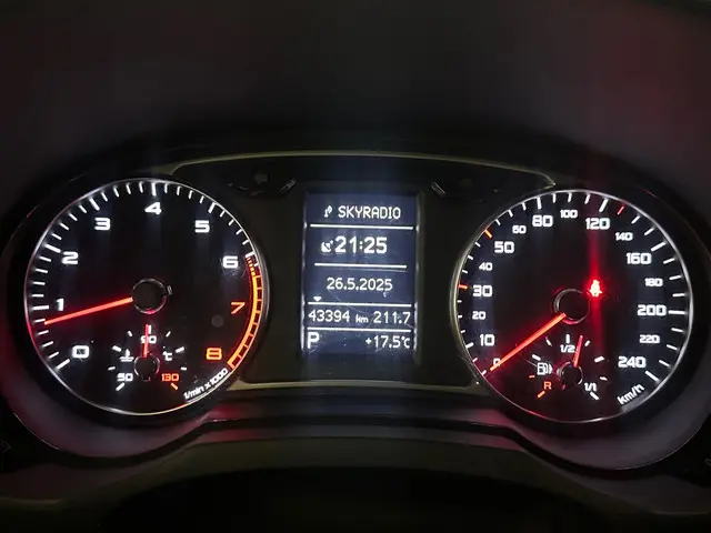 Audi A1 Sportback 1.4 TFSI Pro Line PDC/NAVI 2015 Benzine 24